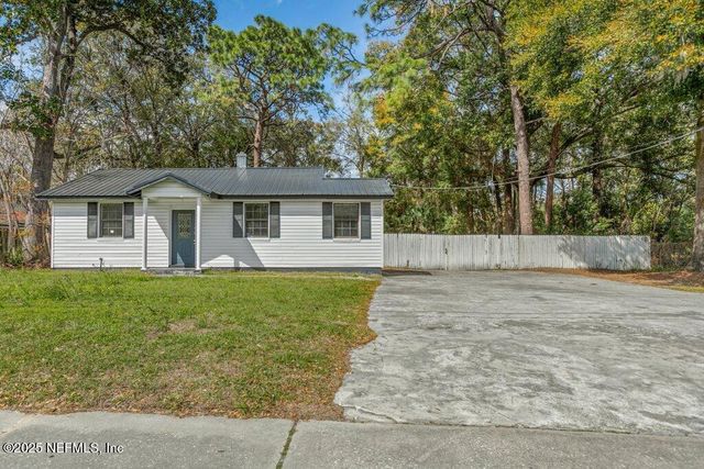 3135 SOUTEL Drive, Jacksonville, FL 32208