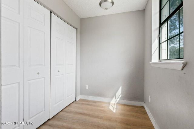 3135 SOUTEL Drive, Jacksonville, FL 32208