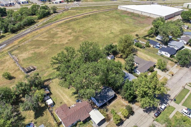 1715 S Saint Paul St, Wichita, KS 67213