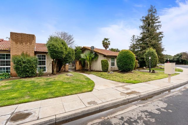 1063 Pierce Drive, Clovis, CA 93612