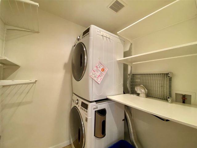 2003 Patton LN, Austin, TX 78723