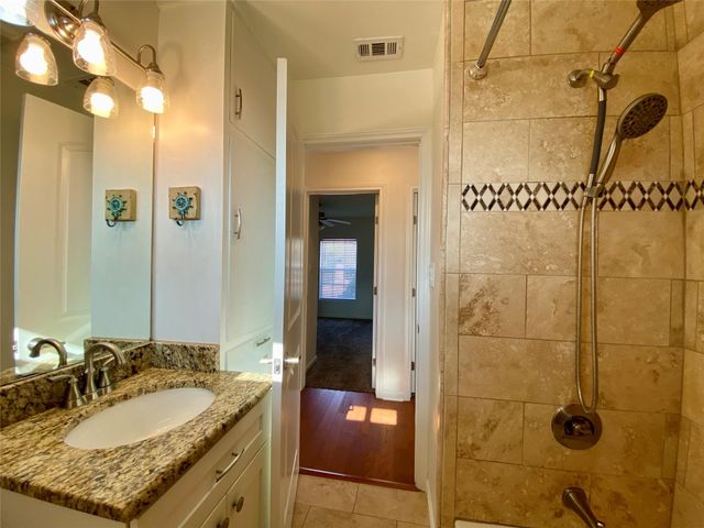 2003 Patton LN, Austin, TX 78723