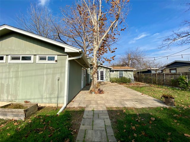 2003 Patton LN, Austin, TX 78723