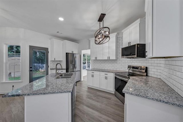 565 Fortune Ridge Road, Stone Mountain, GA 30087