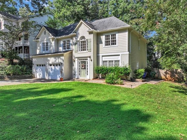 565 Fortune Ridge Road, Stone Mountain, GA 30087
