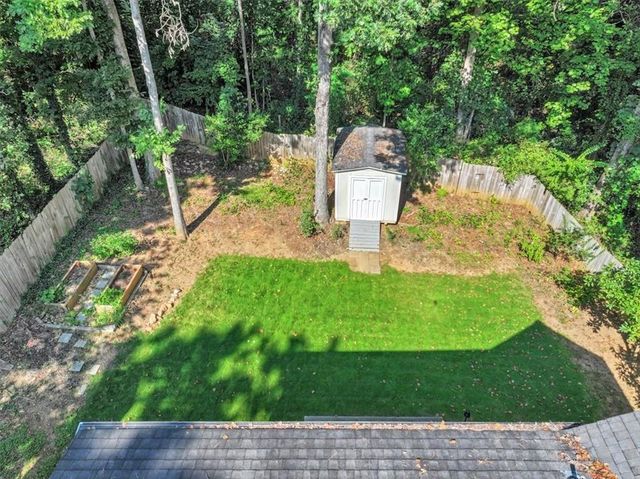 565 Fortune Ridge Road, Stone Mountain, GA 30087