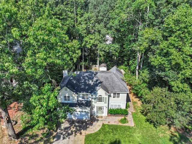 565 Fortune Ridge Road, Stone Mountain, GA 30087