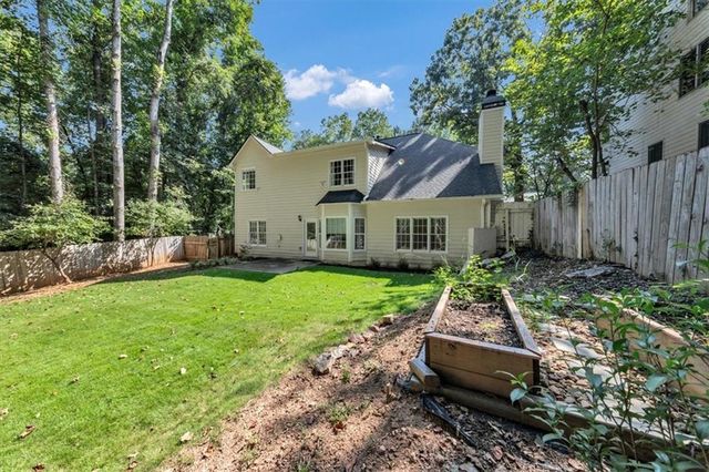565 Fortune Ridge Road, Stone Mountain, GA 30087