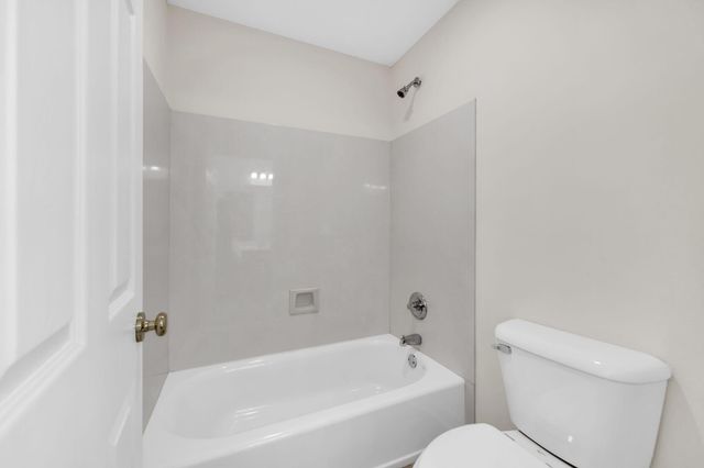 202 Gracie Lane, Niceville, FL 32578