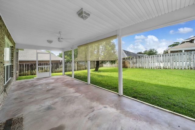 202 Gracie Lane, Niceville, FL 32578