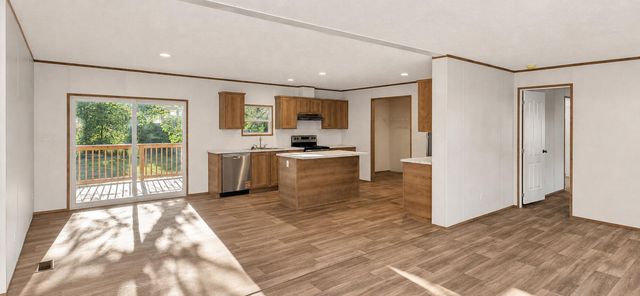 1284 Pocahontas Circle, Manning, SC 29102