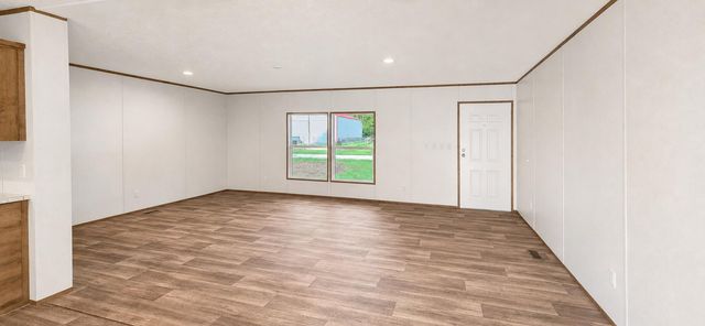 1284 Pocahontas Circle, Manning, SC 29102