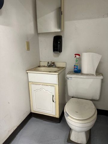 454 W 8th Ave, West Homestead, PA 15120