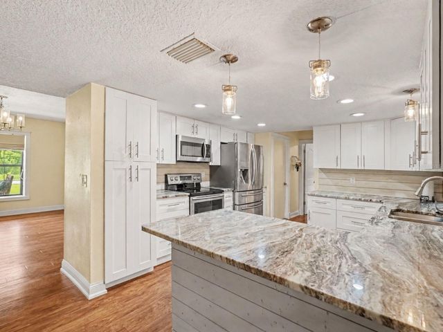 28103 DEEDRA DRIVE, Wesley Chapel, FL 33544