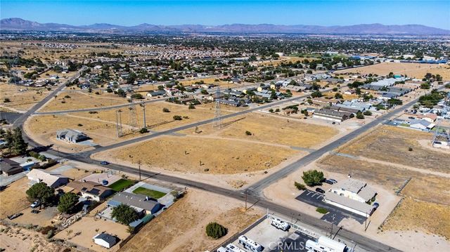 9751 Pyrite Avenue, Hesperia, CA 92345