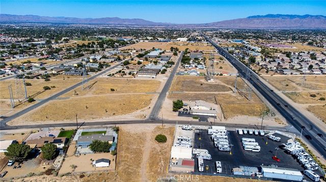 9751 Pyrite Avenue, Hesperia, CA 92345