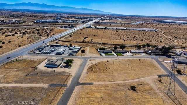 9751 Pyrite Avenue, Hesperia, CA 92345