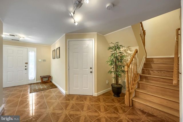 17 STABLEMERE CT, Baltimore, MD 21209