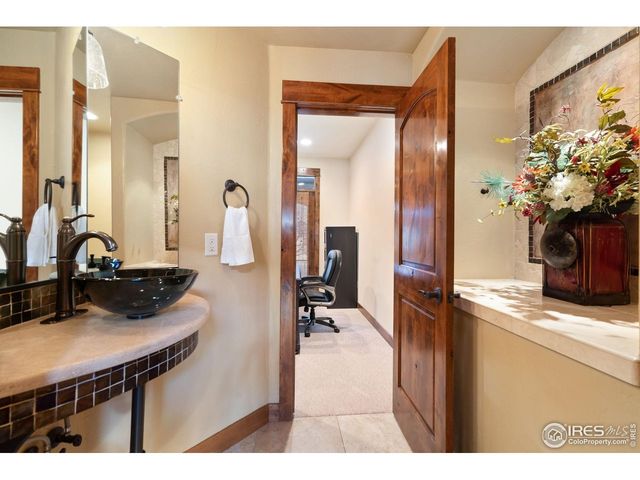 315 Meadowsweet Cir, Loveland, CO 80537