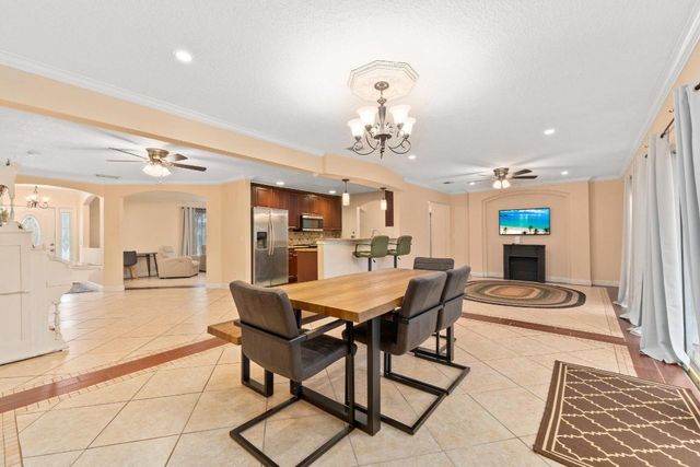 2351 Sweetwater Drive, Fort Pierce, FL 34981