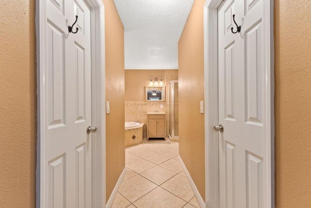 2351 Sweetwater Drive, Fort Pierce, FL 34981