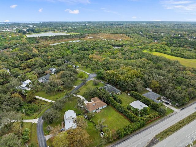 2351 Sweetwater Drive, Fort Pierce, FL 34981