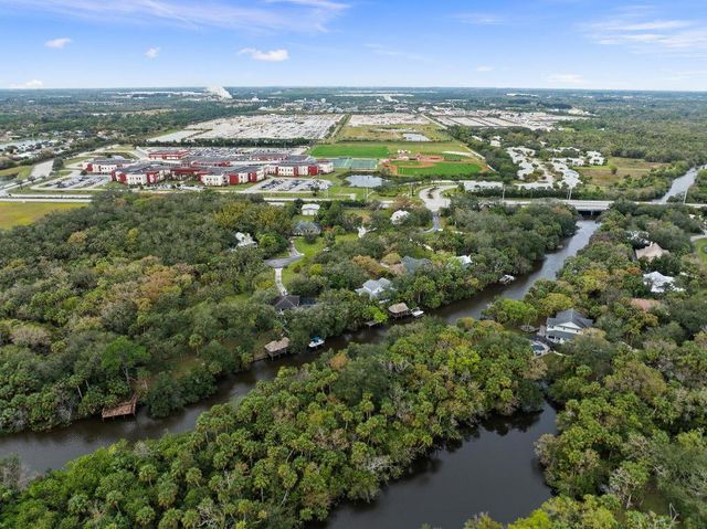 2351 Sweetwater Drive, Fort Pierce, FL 34981