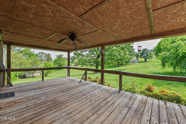 3810 West Allens Bridge Road, Greeneville, TN 37743