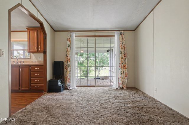 3810 West Allens Bridge Road, Greeneville, TN 37743