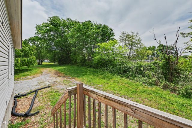 3810 West Allens Bridge Road, Greeneville, TN 37743