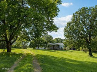 3810 West Allens Bridge Road, Greeneville, TN 37743