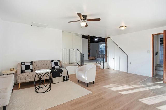 3801 Woodcrest Rd, Sacramento, CA 95821