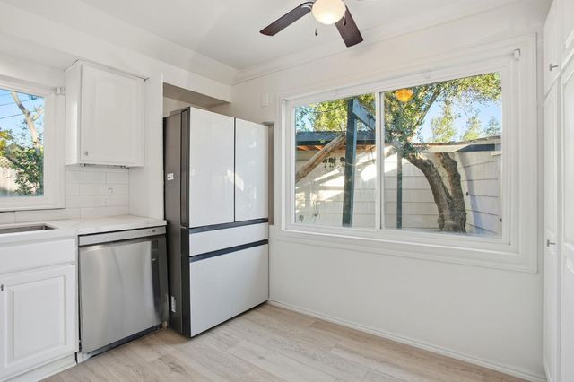 3801 Woodcrest Rd, Sacramento, CA 95821