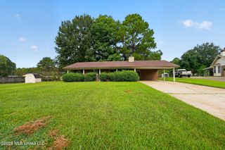 117 White Oak Court, Jackson, MS 39212