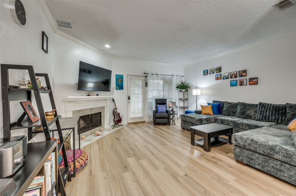 3550 Country Square Drive 505, Carrollton, TX 75006