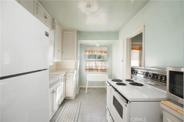 1618 W 9th, Santa Ana, CA 92703