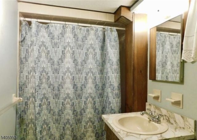 155 Prescott Ave, Hawthorne Boro, NJ 07506