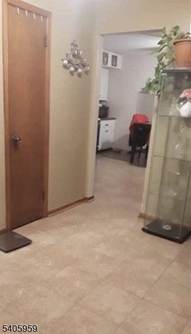 155 Prescott Ave, Hawthorne Boro, NJ 07506