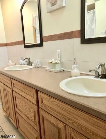 155 Prescott Ave, Hawthorne Boro, NJ 07506