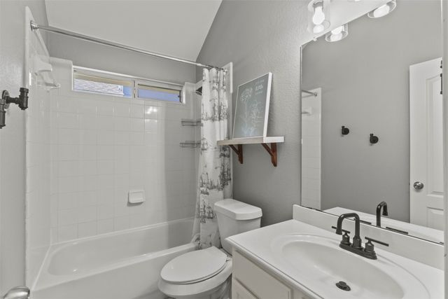 1732 Jasmine Trail, Savannah, TX 76227