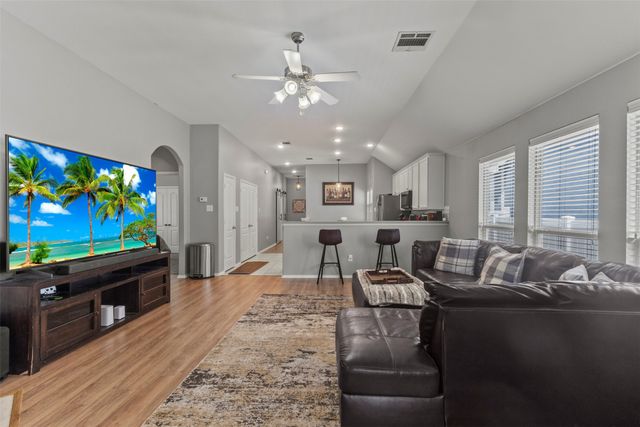 1732 Jasmine Trail, Savannah, TX 76227