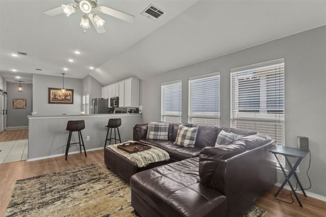 1732 Jasmine Trail, Savannah, TX 76227