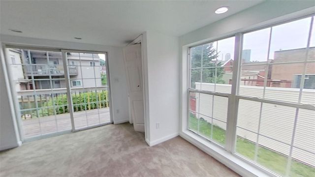 120 S 12th St, South Side, PA 15203