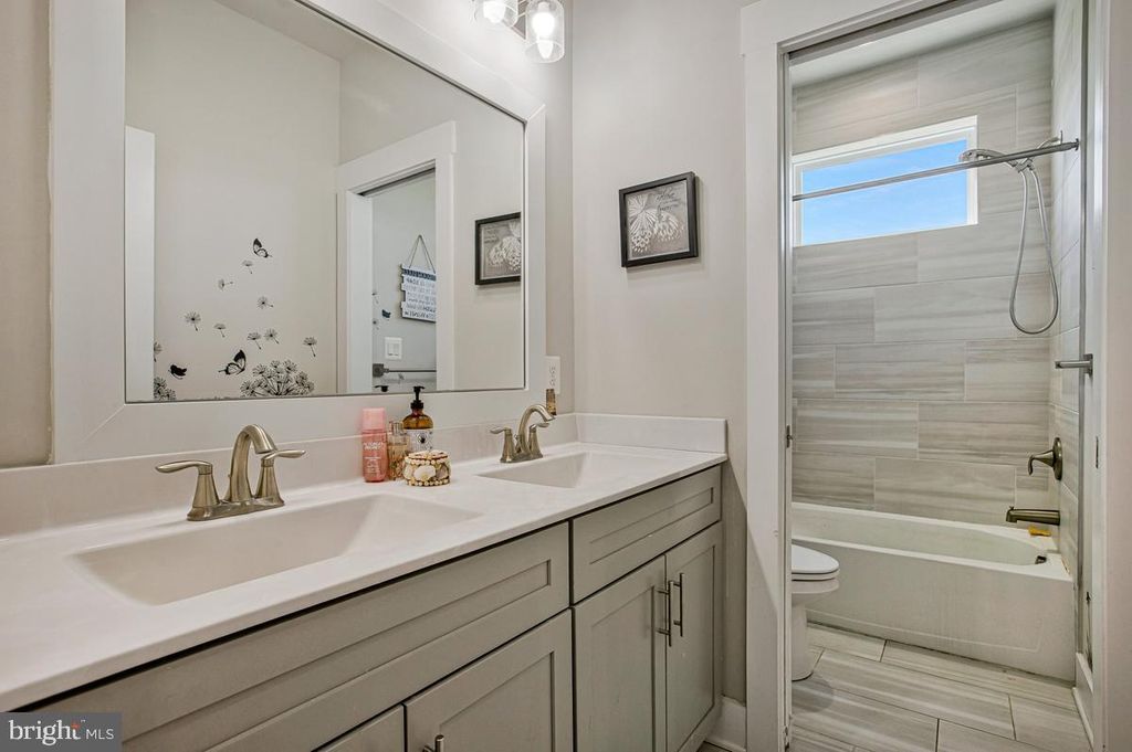 Image 41 of property listing at 2412 SCOTLON CT, Forest Hill, MD 21050