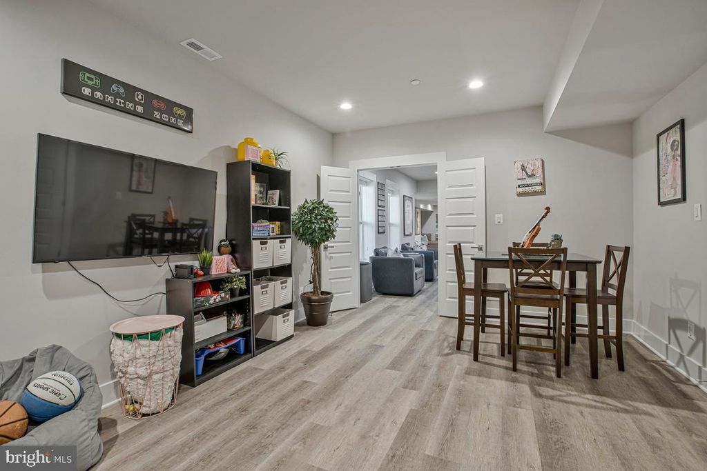 Image 54 of property listing at 2412 SCOTLON CT, Forest Hill, MD 21050
