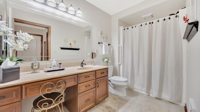 436 Maple Leaf COURT, Manitowoc, WI 54220