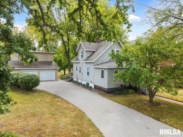 914 1ST Avenue, Hampton, IL 61256