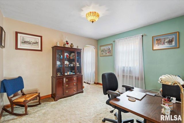 914 1ST Avenue, Hampton, IL 61256