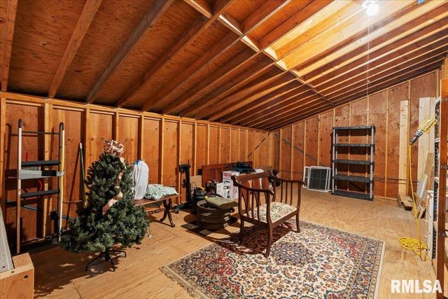 914 1ST Avenue, Hampton, IL 61256