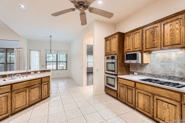 18522 Emerald Forest, San Antonio, TX 78259